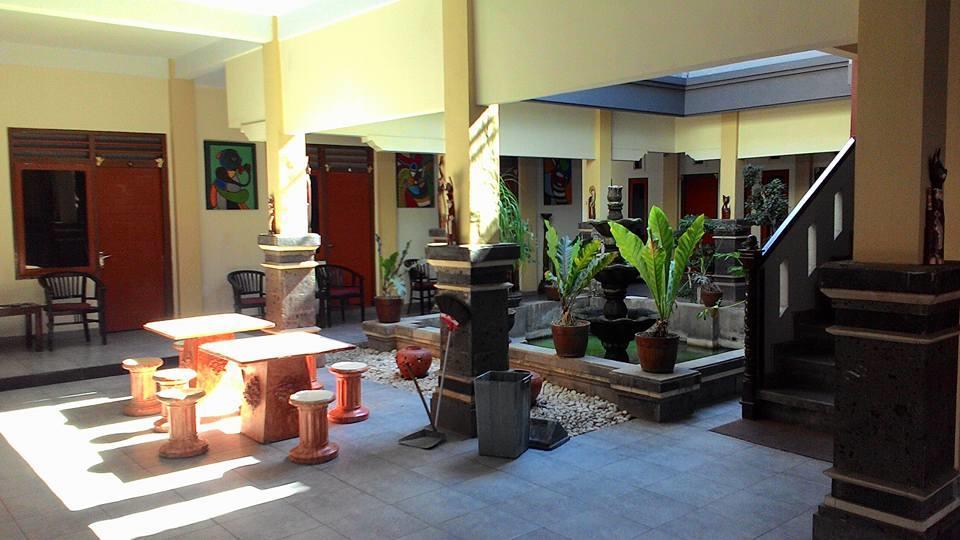 Hotel Sentral Pabean Buleleng Εξωτερικό φωτογραφία