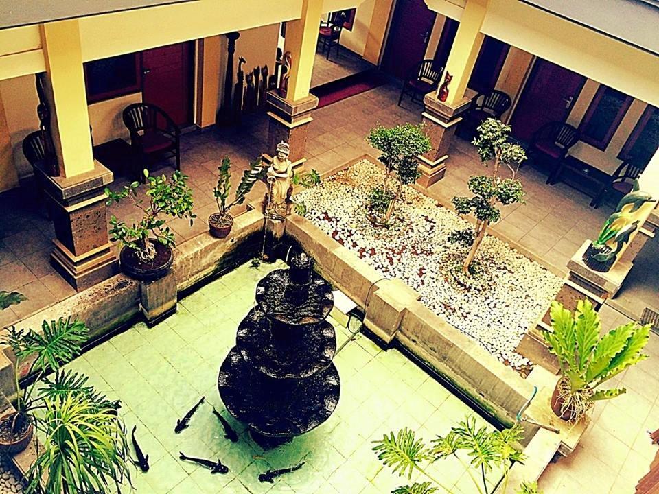 Hotel Sentral Pabean Buleleng Εξωτερικό φωτογραφία