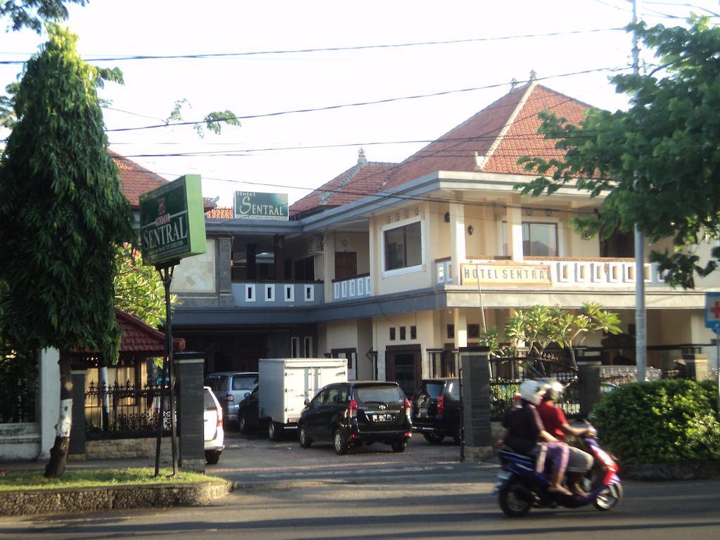 Hotel Sentral Pabean Buleleng Εξωτερικό φωτογραφία